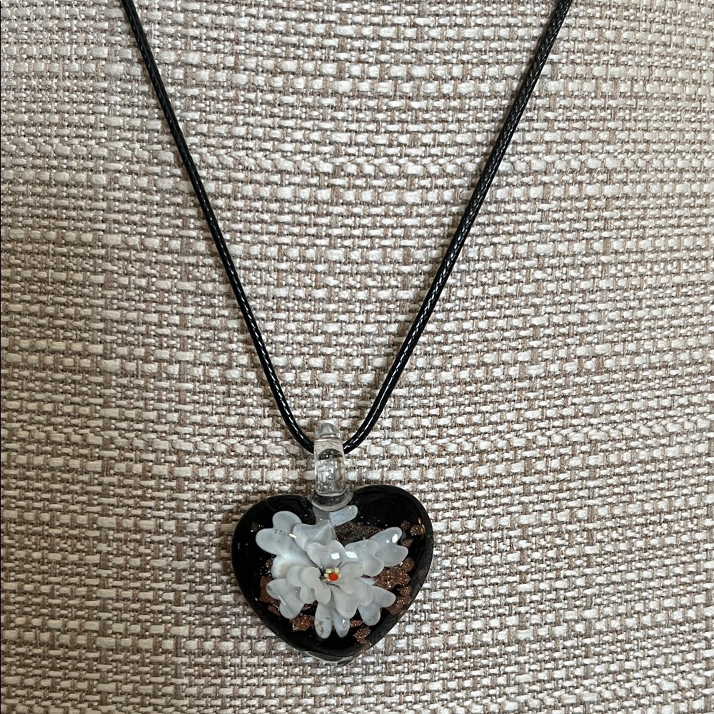 Elegant Black Heart Glass Pendant Necklace Murano